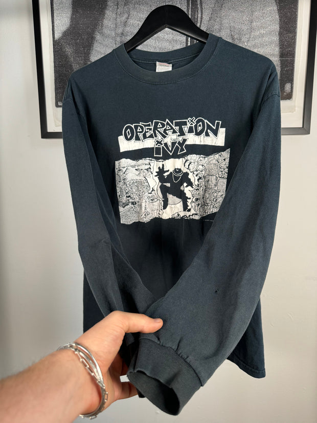 ICONIC FADED 2001 OPERATION IVY LOGO LONG SLEEVE