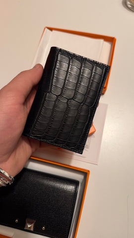 ULTIMATE GRAIL VIP (PARTICULIÈRE BLACK SQUARE LINE) CROCODILE NILOTICUS PORTE-CARTES CITY CARDHOLDER