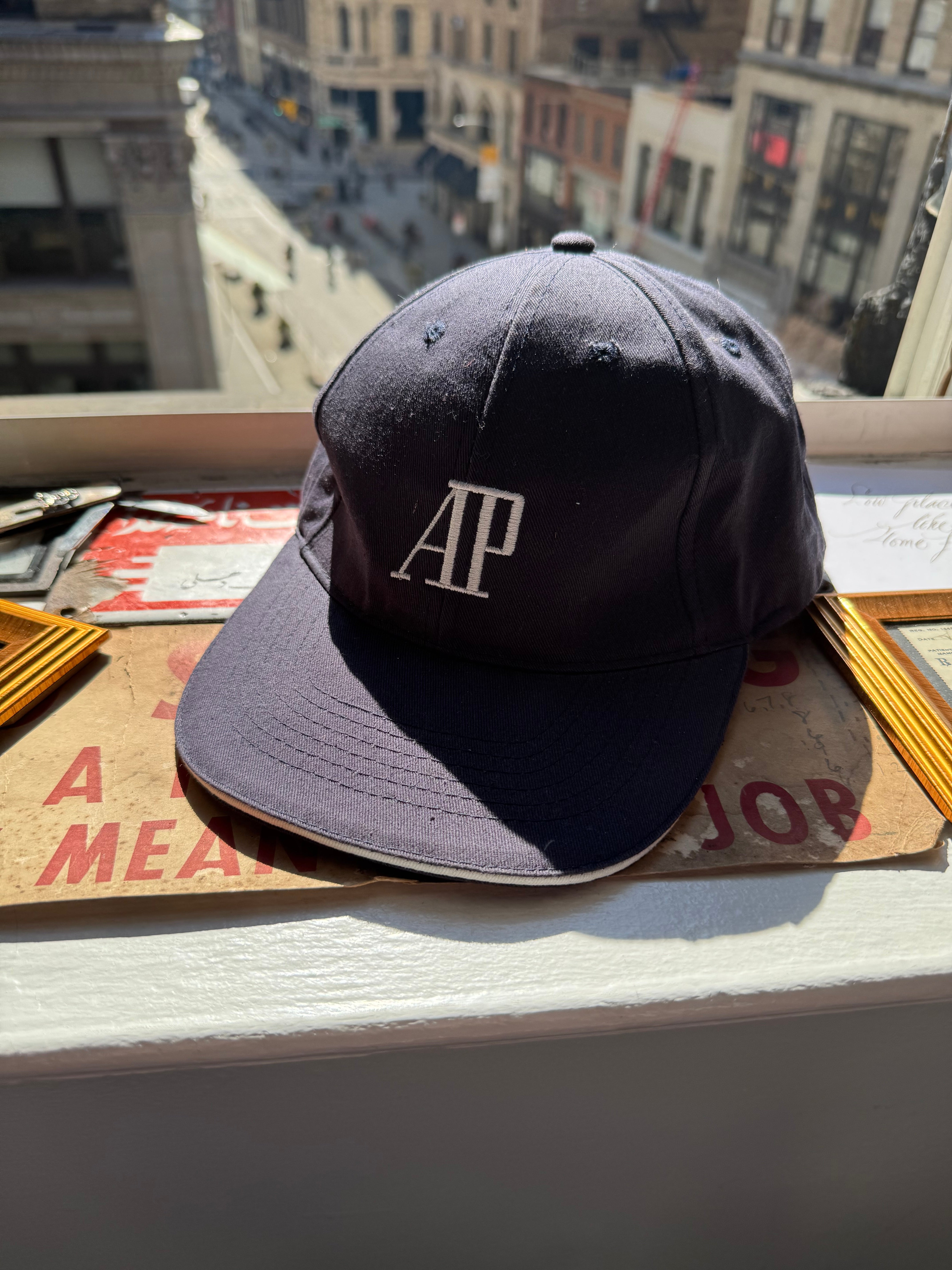 Audemars Piguet ネイビーキャップ audemars-piguet-code-11-59-