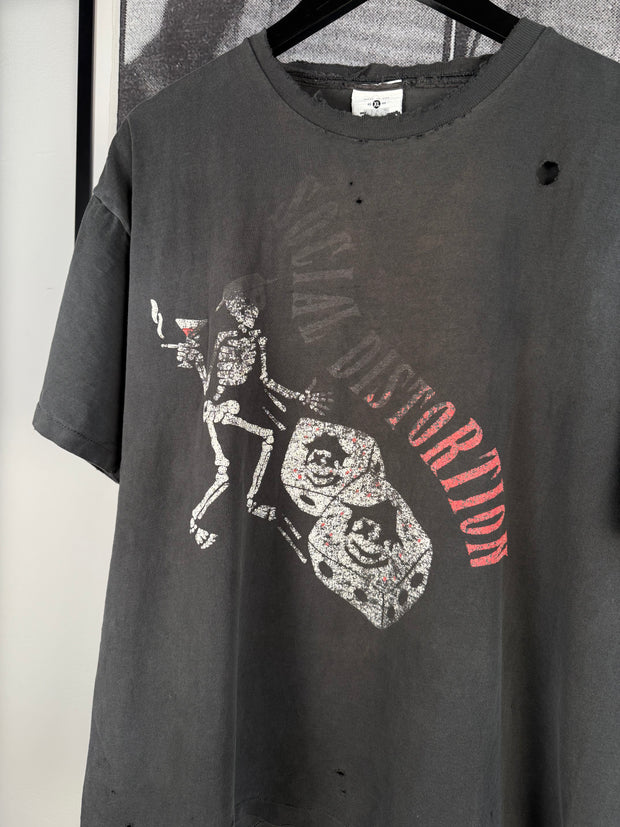 PERFECTLY THRASHED & FADED 90's SOCIAL DISTORTION DICE MARTINI & 8-BALL TOUR DATE SHIRT