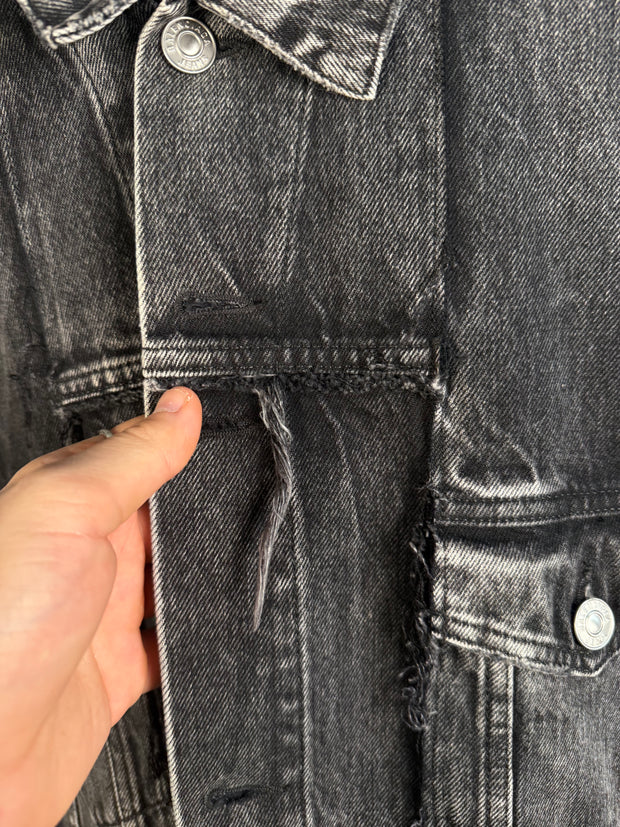 SPRING/SUMMER 2022 MARGIELA-INSPIRED RECONSTRUCTED DENIM UNIFIT JACKET