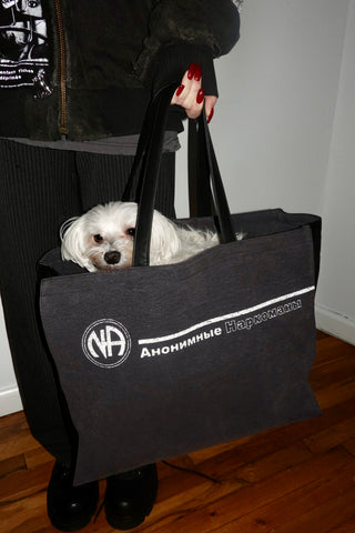 ULTIMATE GRAIL RARE FALL/WINTER 2025 XL “RUSSIAN NA” HOLIDAY SHOCK DROP BAG IN COWHIDE LEATHER & FADED CANVAS