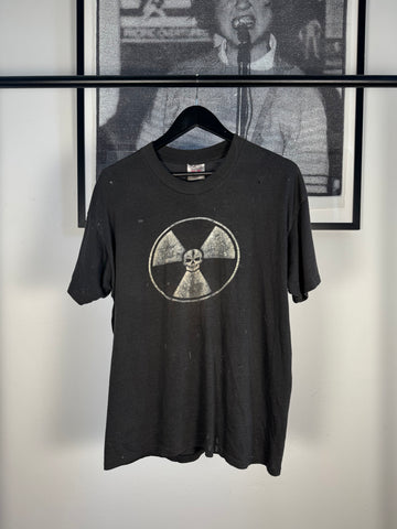 INSANE 80s/90s THRASHED & FADED PERFECT FIT RADIOACTIVE SKULL SHIRT