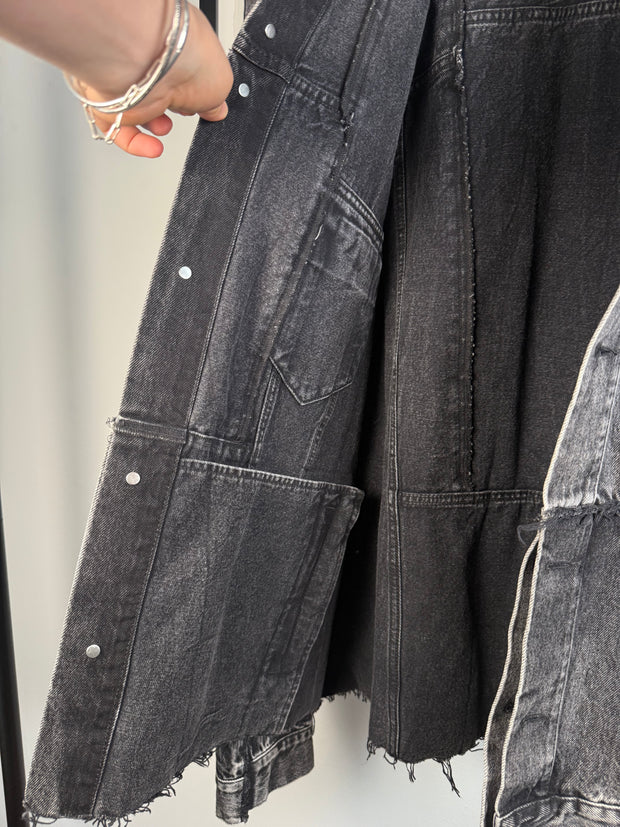 SPRING/SUMMER 2022 MARGIELA-INSPIRED RECONSTRUCTED DENIM UNIFIT JACKET