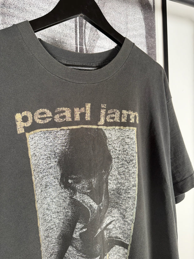 ULTIMATE VINTAGE GRAIL PEARL JAM CHOICES “9 OUT OF 10 KIDS PREFER CRAYONS TO GUNS” SHIRT
