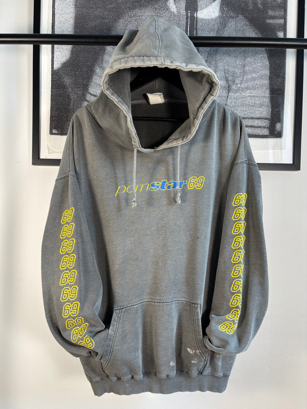 ULTIMATE VINTAGE GRAIL 90’s VINTAGE THRASHED PORN STAR SKATEBOARDS RACING 69 HOODIE