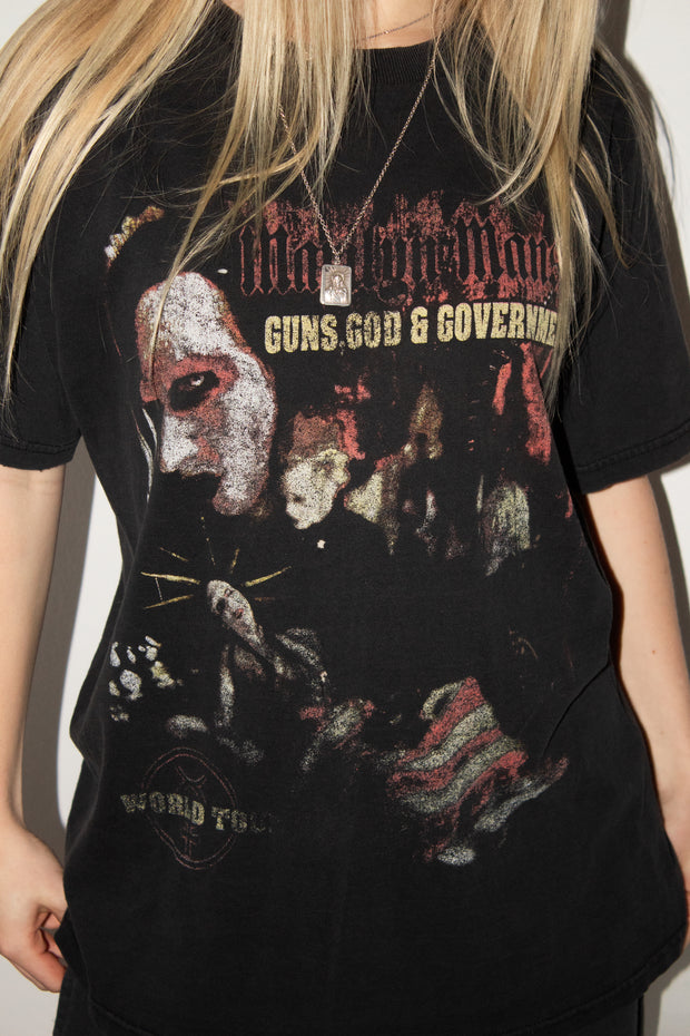 CLASSIC FADED MARILYN MANSON “GUNS GOD & GOVERNMENT” EARLY 2000s SHIRT